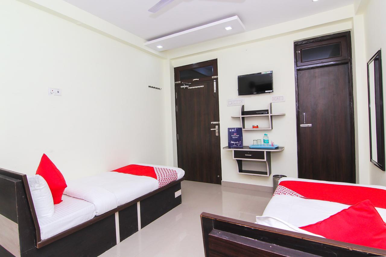 Oyo 12446 Shree Sai Guest House Allāhābād Junction 外观 照片